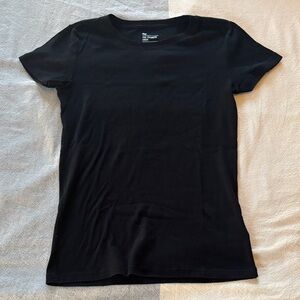 Gap Classic Black Women's T-Shirt